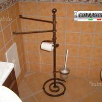 Piantana per bagno portasciugamani in ferro