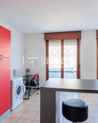 Monolocale con cantina.