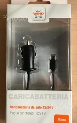 Carica batteria telefono da auto