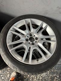 Cerchi con gomme Lancia Delta