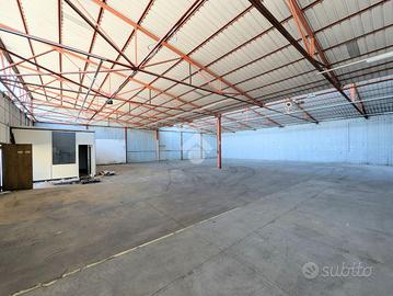 CAPANNONE A SAN FIOR