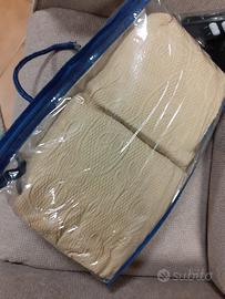 copridivano con elastici 