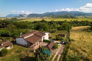 Valmontone: villa indipendente con giardino