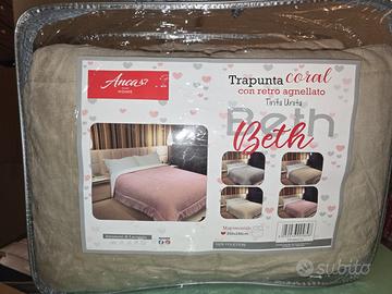 trapunta matrimoniale in coral,con retro,€30