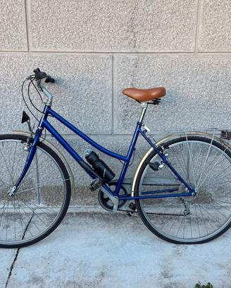 Bicicletta OLMO  blu da città - Shimano 6 velocità