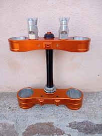 Piastra originale KTM per forcelle WP