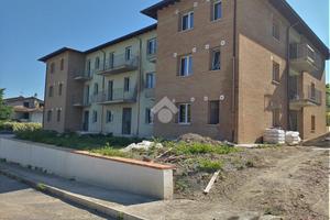 3 LOCALI A DERUTA