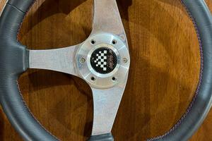 Volante auto vintage simon reacing