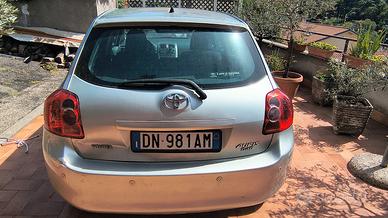 Toyota Auris pochi KM.