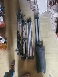 2 porta pacchi, 2 porta bici, rete e sci
mercedes