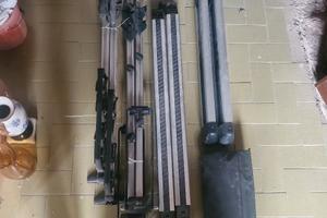 2 porta pacchi, 2 porta bici, rete e sci
mercedes