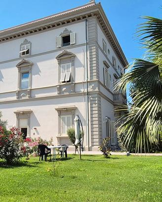 ARDENZA MARE: Appartamento in villa d'epoca