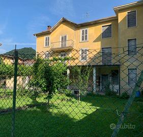 Casa indipendente con 300 mq di giardino