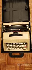 MACCHINA DA SCRIVERE LETTERA 35 OLIVETTI