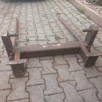 forca per spostare balloni di fieno 