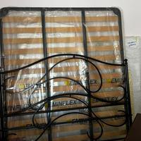 Letto matrimoniale in ferro battuto più rete