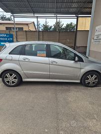 Mercedes b 200