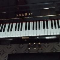 Piano Yamaha U1