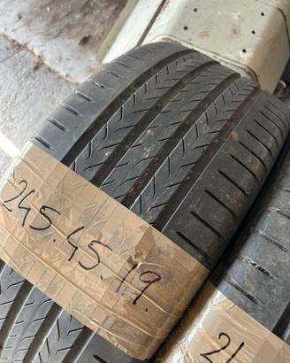 Gomme estive doppia misura 245/45/19 / 275/40/19