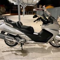 Honda Silver Wing 600 - 2003 - 39.750 km