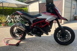 Hypermotard 821 sp