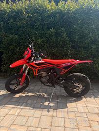 MOTO BETA MOTARD 125