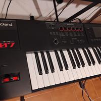 Roland FA07
