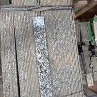 Battiscopa in serizzo