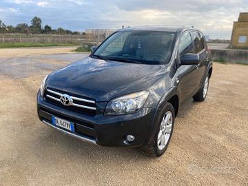 Toyota RAV 4 RAV4 2.2 D-4D 136 CV Luxury