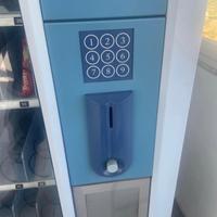 Distributore bianchi bevande e sneak