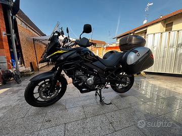 Suzuki v strom 650 del febbraio 2023