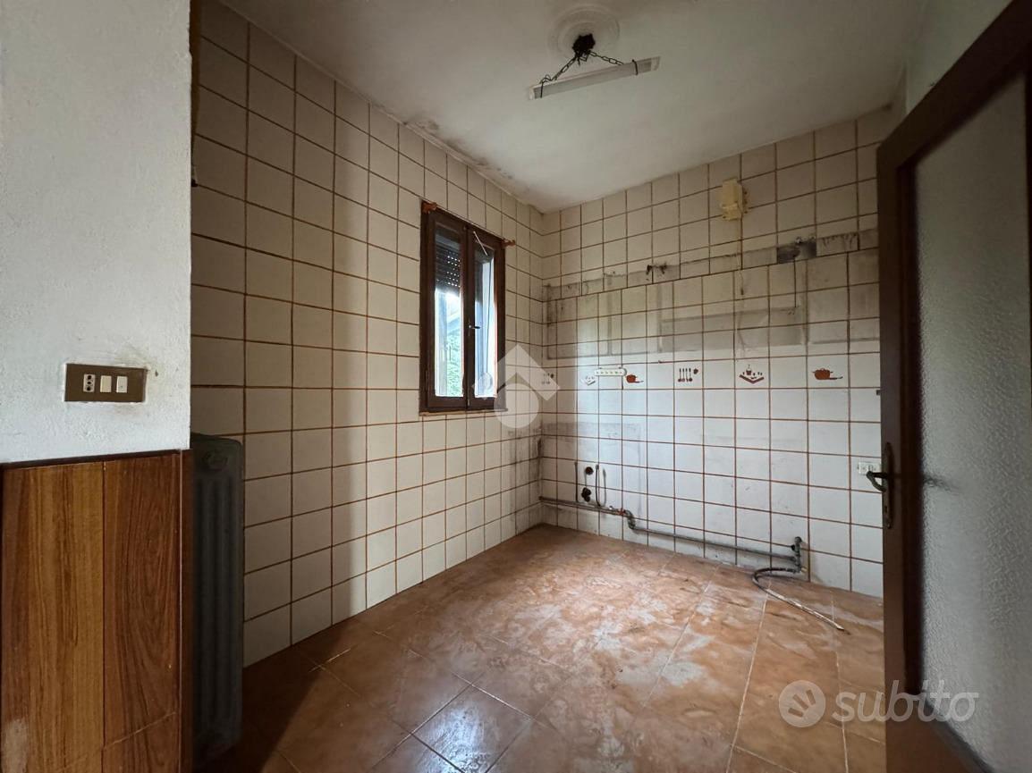 VILLA SINGOLA A MONTEGROTTO TERME - Altro