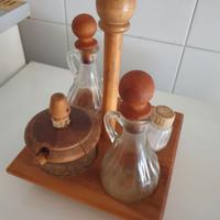 set da tavola vintage in legno