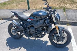 Benelli 752s