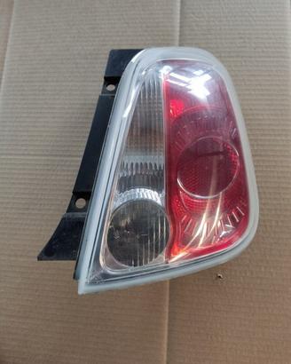 Fanale posteriore destro FIAT 500 del 2010