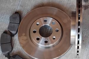coppia dischi e pastiglie anteriori brembo