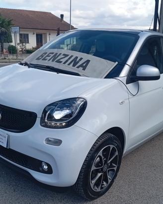 Smart ForFour PASSION 1.0 71CV KM 62000 COME NUOVA