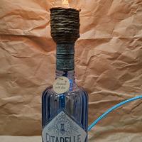 lampada con bottiglia gin Cittadele 