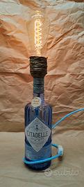lampada con bottiglia gin Cittadele 