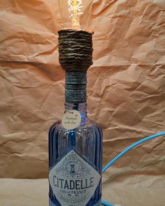 lampada con bottiglia gin Cittadele 