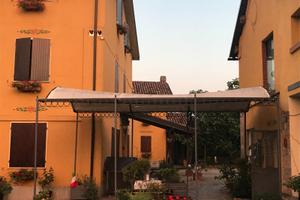 Casa indipendente sulle colline piacentine