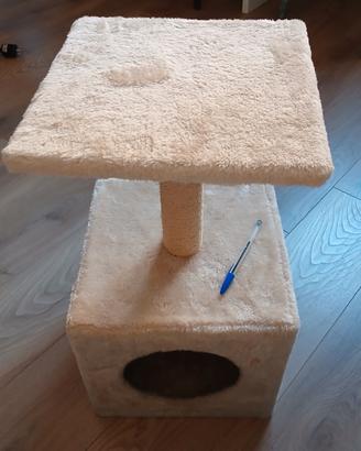 casetta tiragraffi per gatti