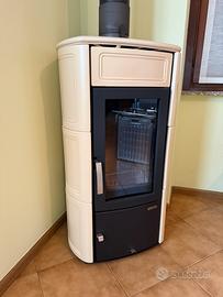 STUFA A LEGNA PALAZZETTI ELISA 10 kW – COME NUOVA