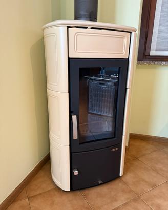 STUFA A LEGNA PALAZZETTI ELISA 10 kW – COME NUOVA