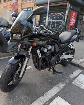 Yamaha Fazer 600 