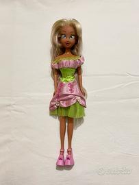 Bambola Flora Winx Club Rainbow anni 2000