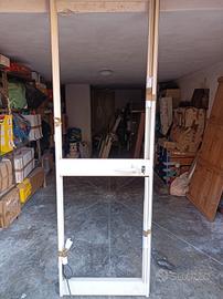 porta in alluminio e vetro 