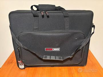 Custodia rigida Gator