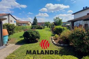 Villa di 191 m² con 5 locali e box auto doppio a M