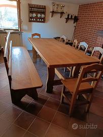 TAVOLO,SEDIE E PANCA IN LEGNO MASSICCIO